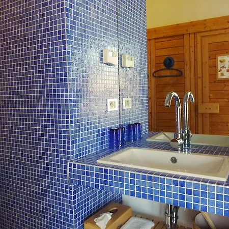 Inblauw - Exclusive Wellness Λουβέν