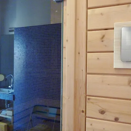 Inblauw - Exclusive Wellness Couette-café Louvain